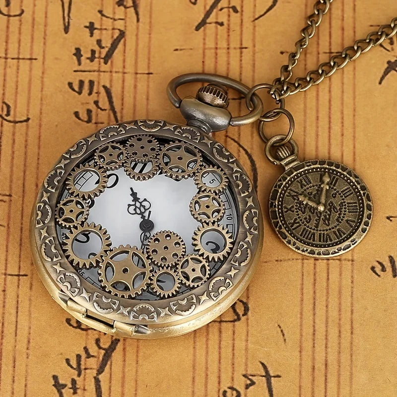 1PC Surprise Mystery Watch Blind Box-Fashion Vintage Men's Quartz Pocket Watch Random Holiday Watch Box Gift for Men Women
