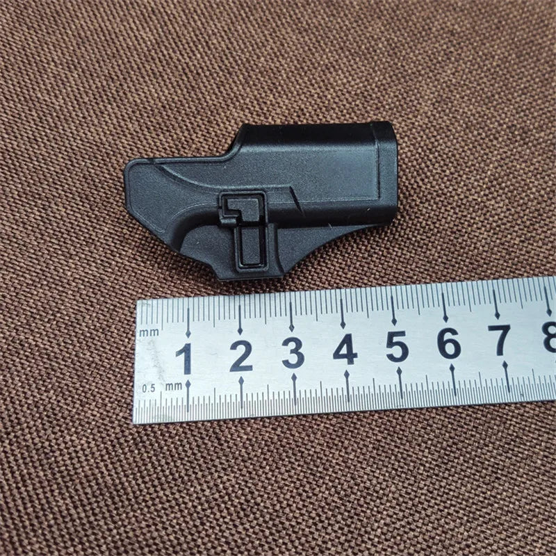 1:3 Metal Gun Keychain holster Quick Pull Plastic protective case