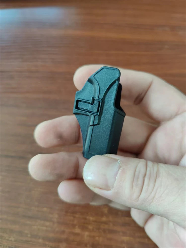 1:3 Metal Gun Keychain holster Quick Pull Plastic protective case