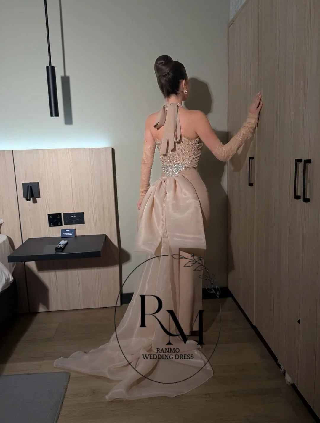 Ranmo Elegant Vintage Sweet Champagne Crystal Mermaid Bow Backless New Customize Formal Occasion Prom Dress Evening Party Gowns