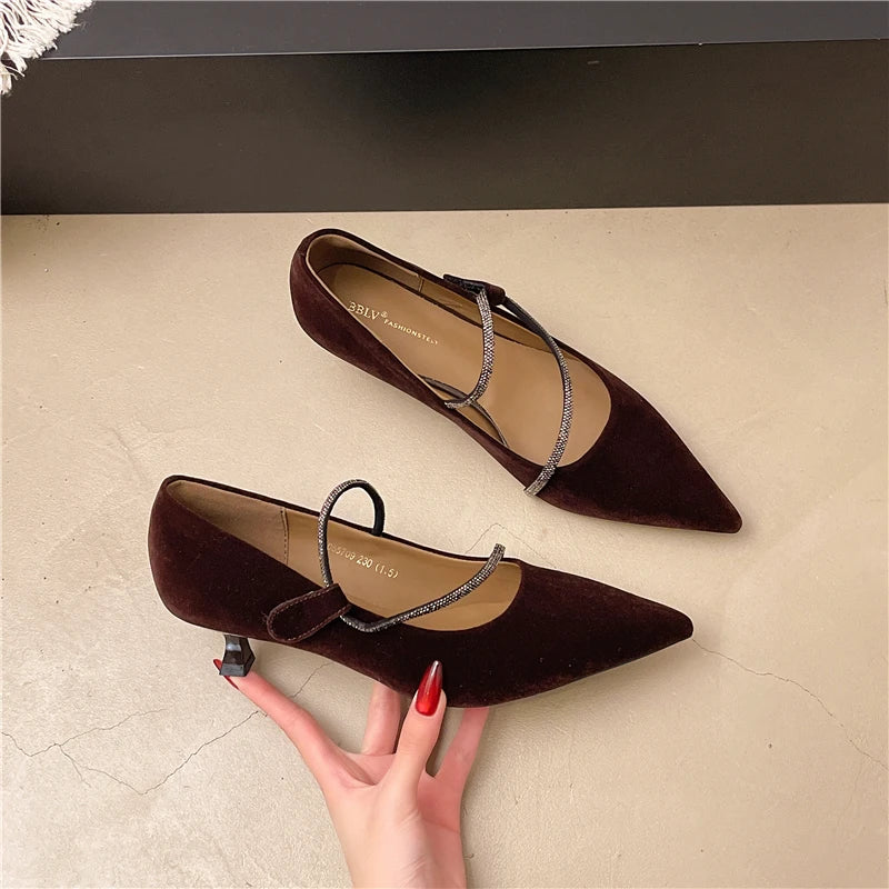 2026 Autumn New Women's Low-Heel Shoes Luxurious Rhinestone Designer Women High Heels Comfortable Outdoor Walking Shopping Shoes