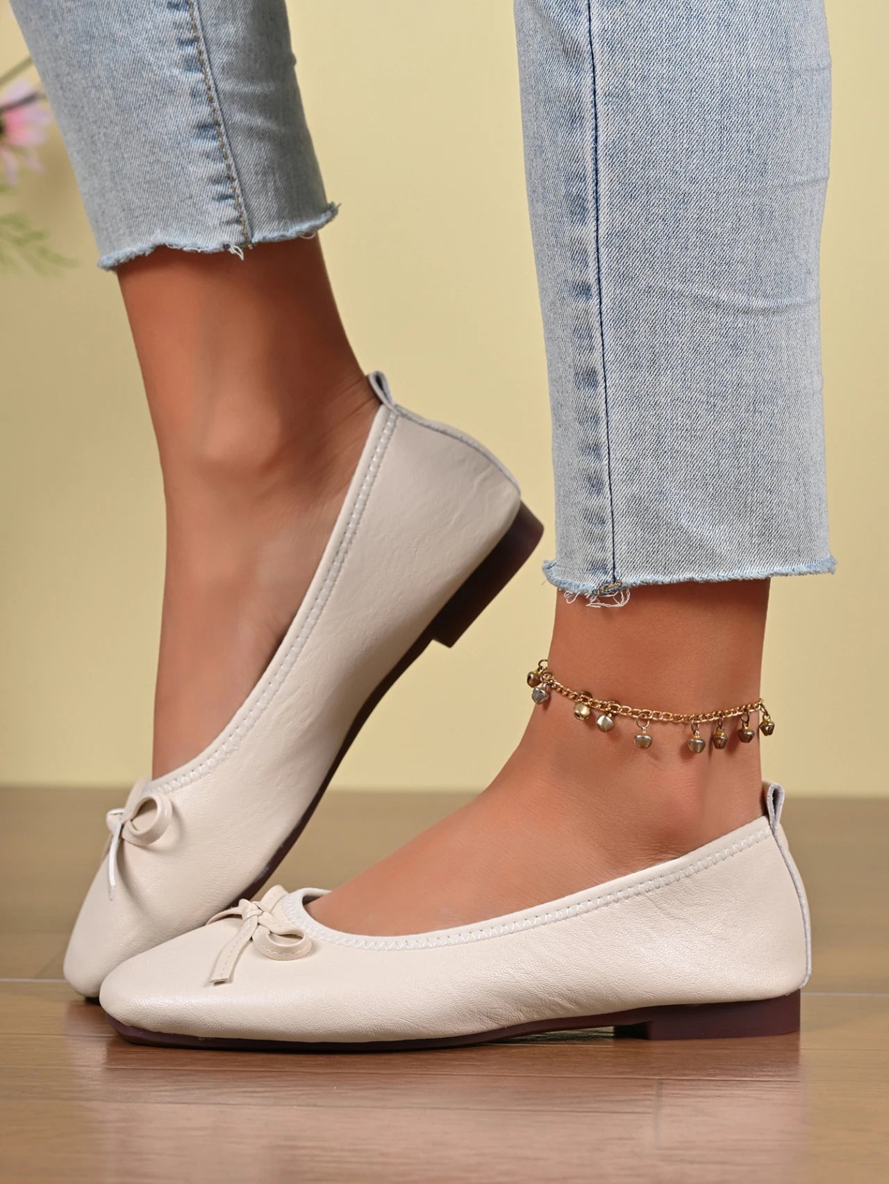 2026 Spring New Bowknot Soft Sole Flats, Small Square Toe Shallow Comfortable Egg Roll Shoes, Versatile Commuter Flat Shoes